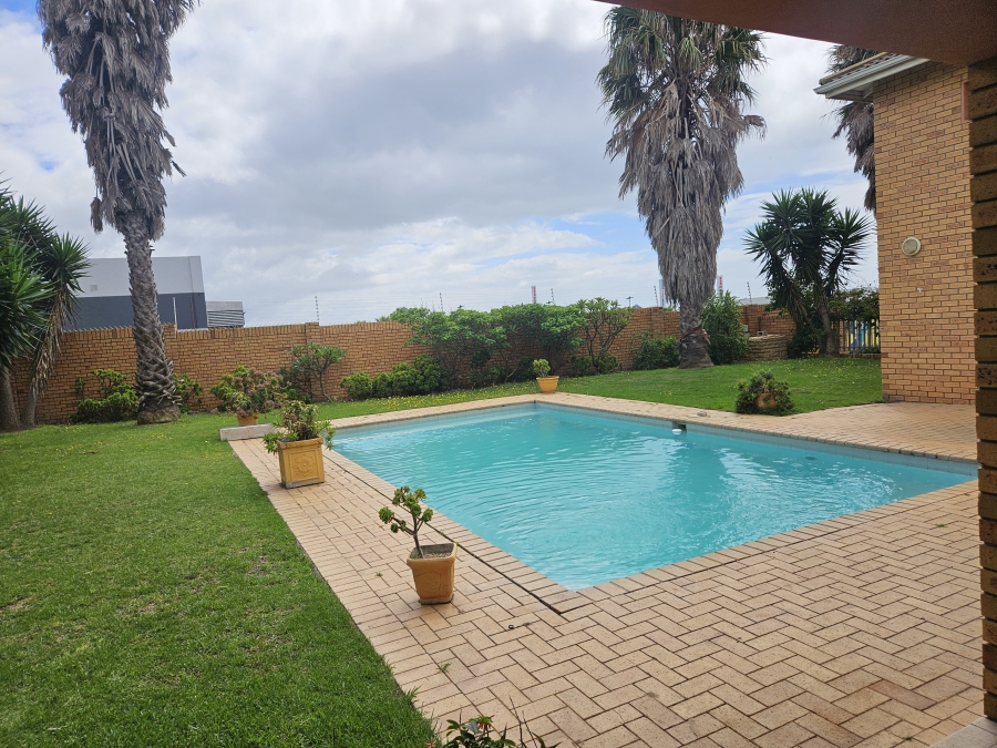 To Let 1 Bedroom Property for Rent in Bluewater Bay Eastern Cape